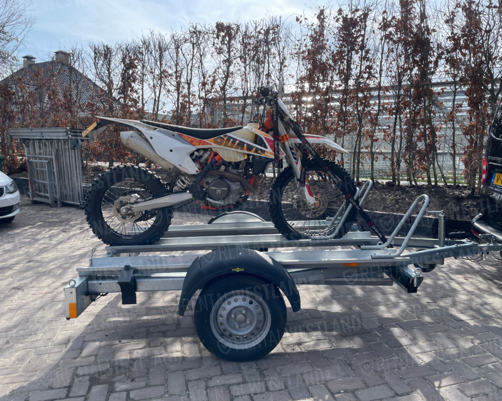Motoraanhangwagen 220 x 155 cm