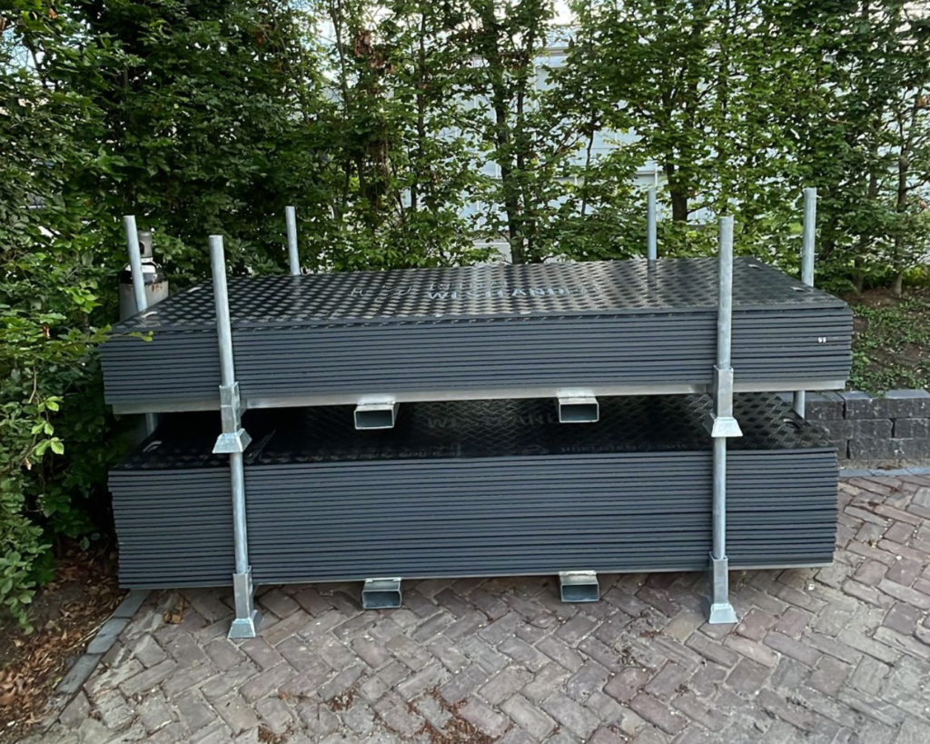 Kunststof rijplaten antislip 20 mm